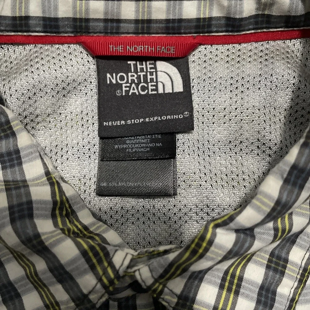 The North Face Millstone Shirt Mens Medium Plaid Zip Pocket Woven